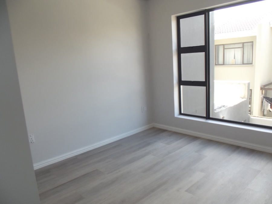 2 Bedroom Property for Sale in Beachfront Western Cape